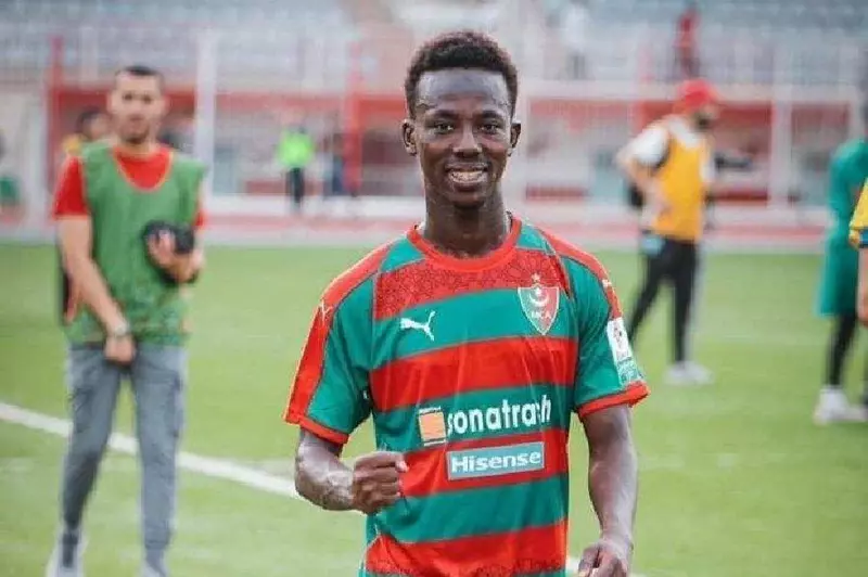 وكيله ليلا كورة: الأهلي وبيراميدز مهتمان بضم محمد زوجرانا 